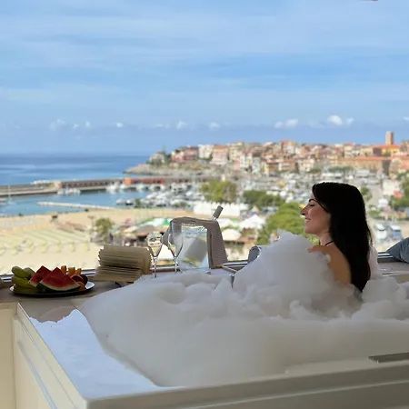 Meridiana Bed & Breakfast *